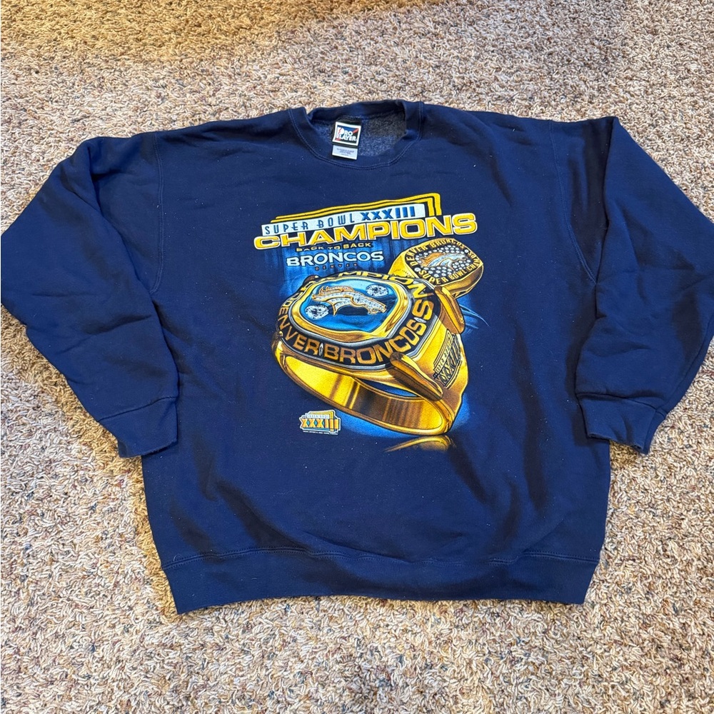Pro Player Navy Denver Broncos Super Bowl Champions Crewneck Sweatshirt